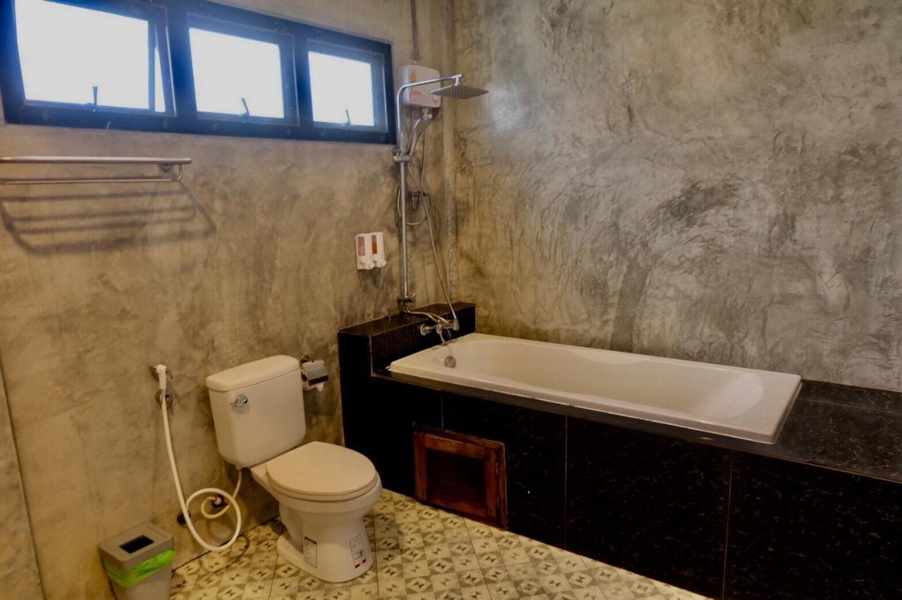 Bk Place Hotel Bueng Kan Zewnętrze zdjęcie